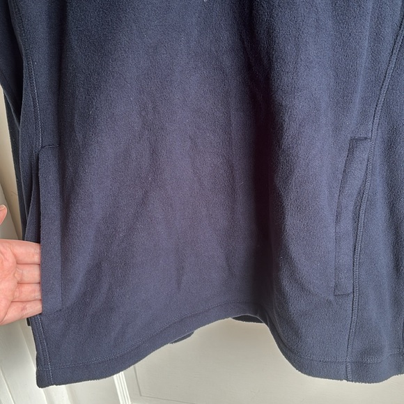 NWOT Men’s Fleece - Picture 3 of 4